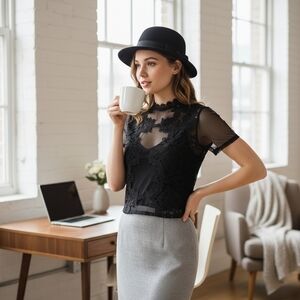 Charlotte Russe Sheer Floral Lace Keyhole Top – Black Elegance - Sz Small